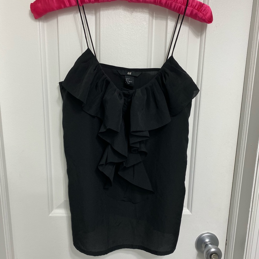 H&M black top!